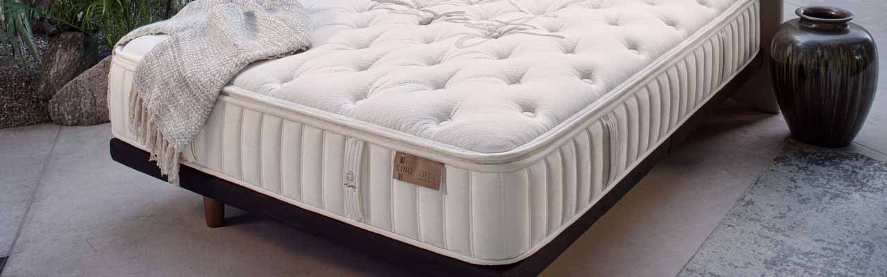 King Koil Luxury Raised Air Mattress, Reviewed