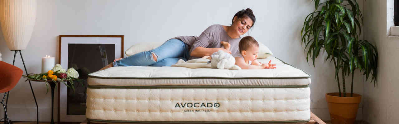 https://www.slumbersearch.com/img/organicmattress-header.jpg